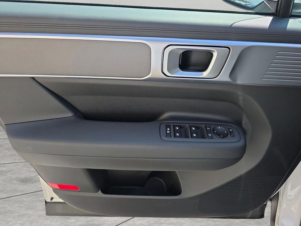 New 2026 Serenity White Hyundai SE image 18