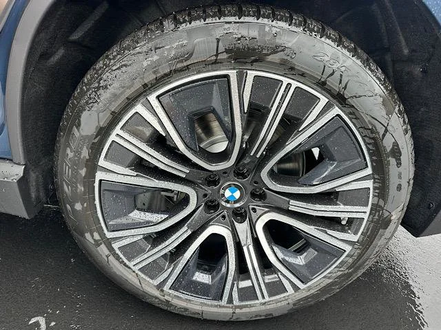 New 2026 Arctic Race Blue metallic BMW 30 xDrive image 7