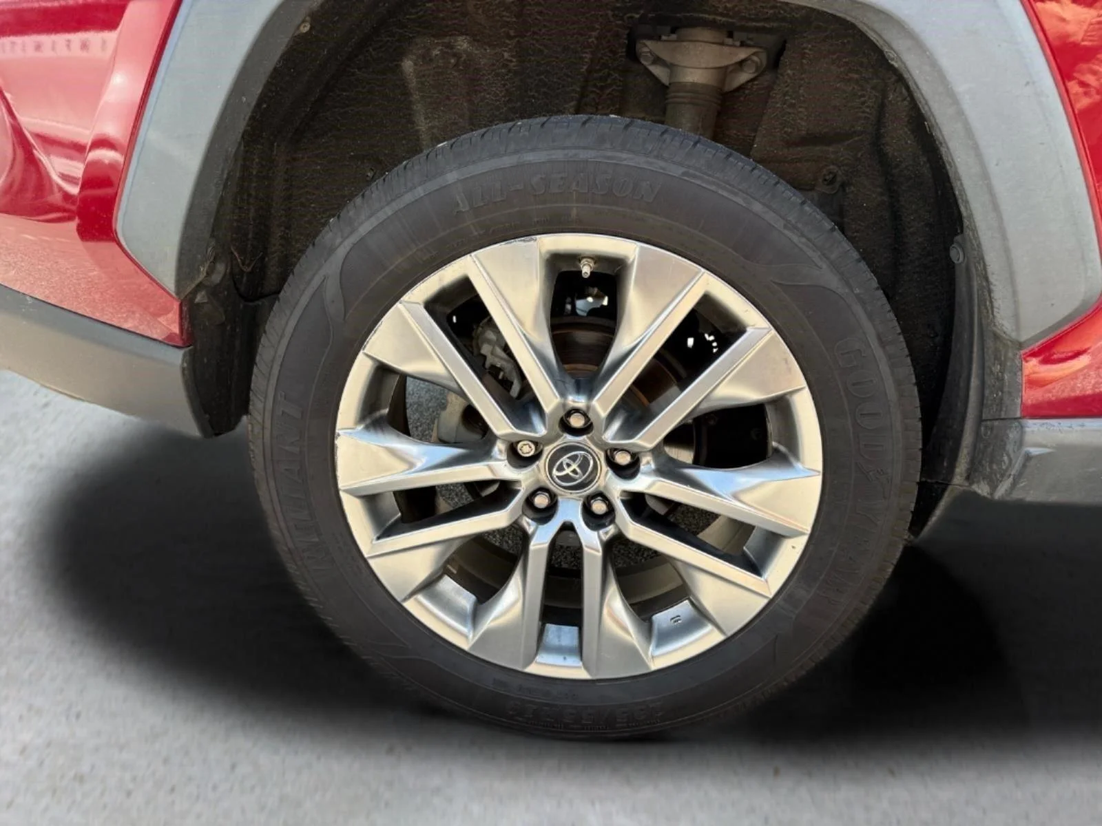 Used 2019 Ruby Flare Pearl Toyota XLE Premium image 24
