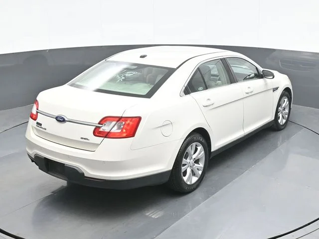 Used 2010  Ford SEL image 17