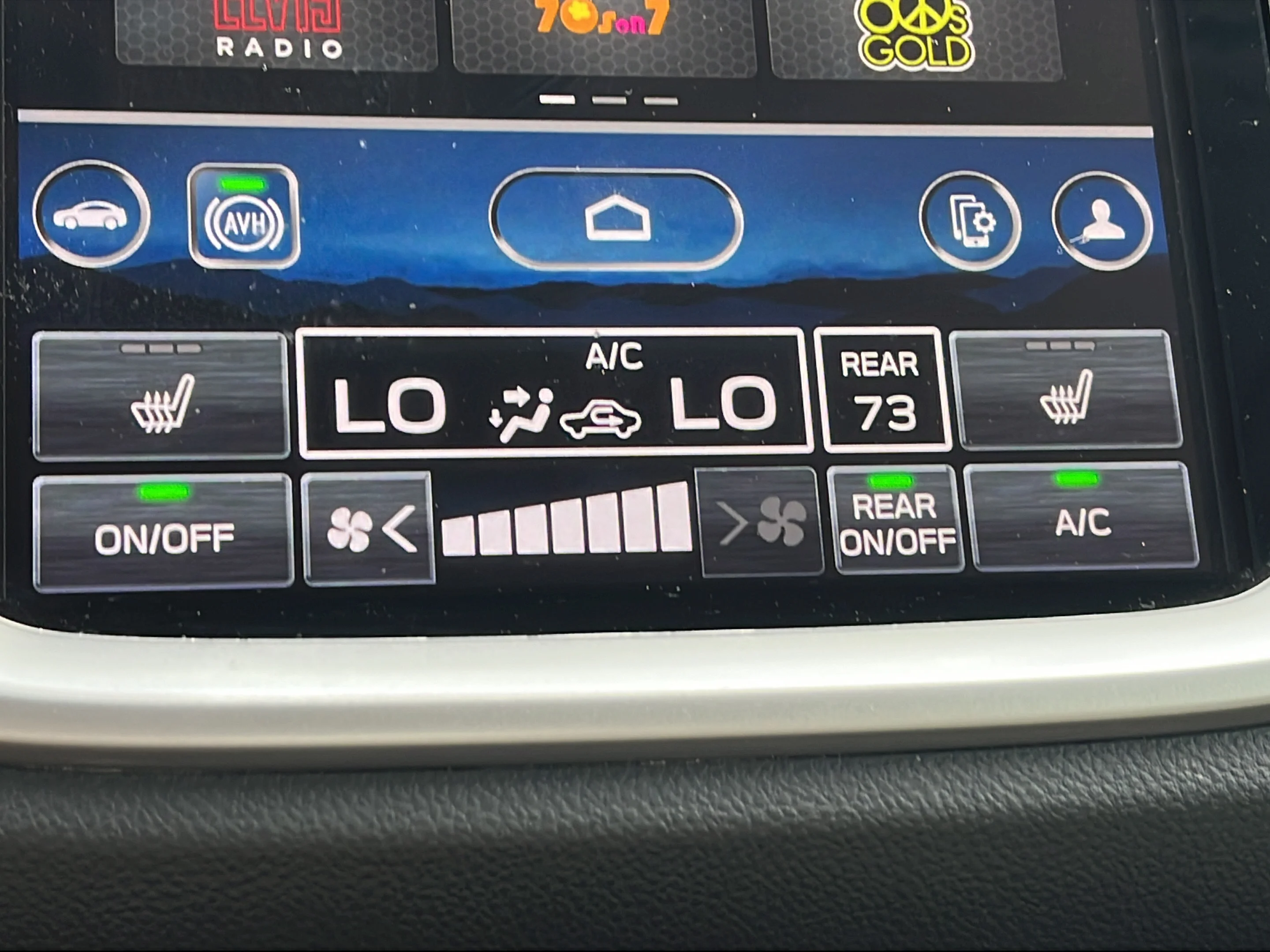 Used 2023 Cosmic Blue Pearl Subaru Limited image 17