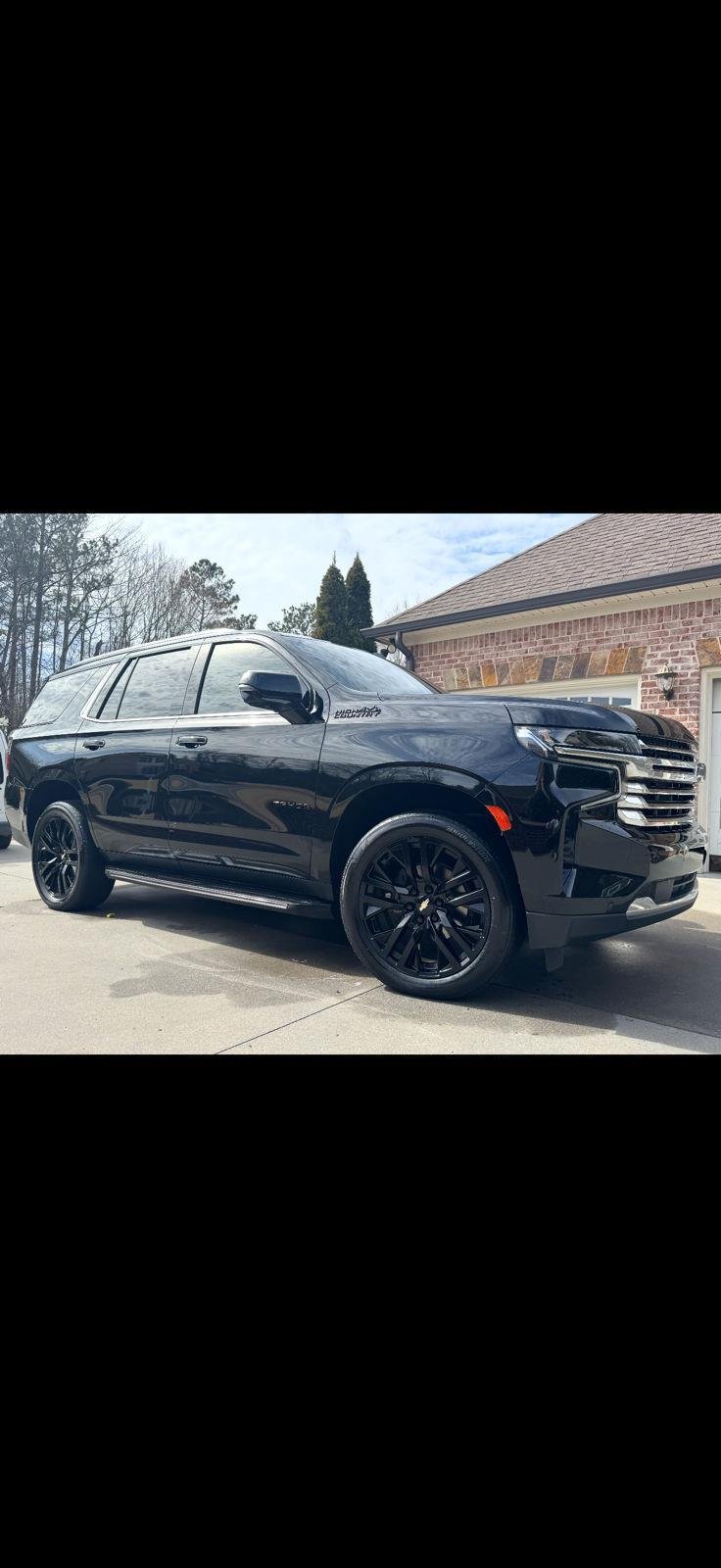 2021 Chevrolet Tahoe 4WD High Country's photo