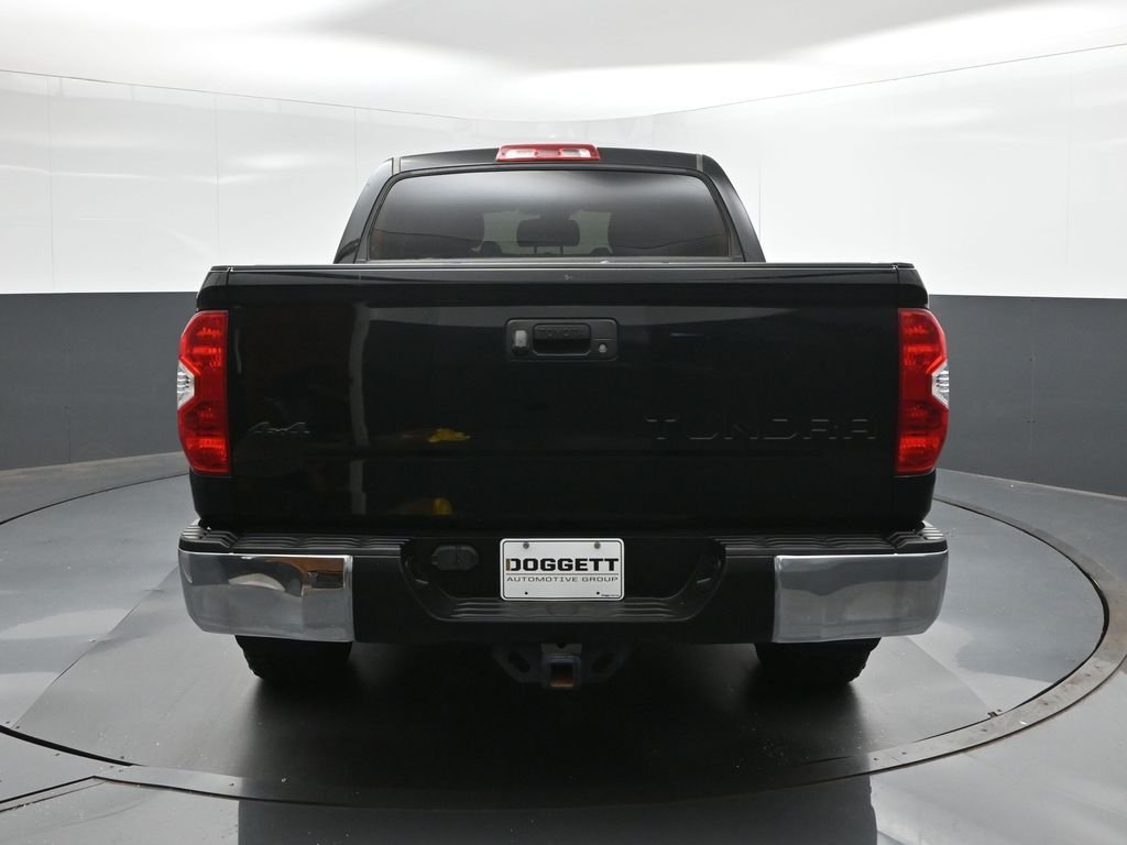 Used 2019 Black Toyota SR5 image 5