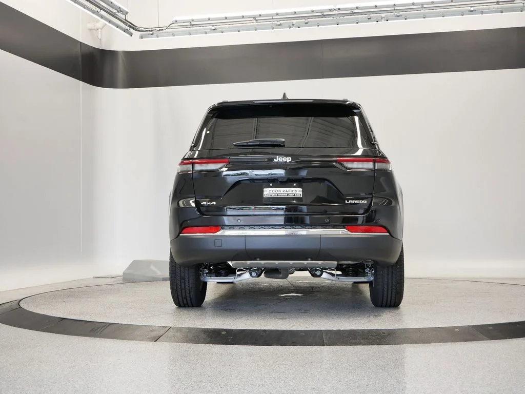 2025 Jeep Grand Cherokee Laredo - Photo 44