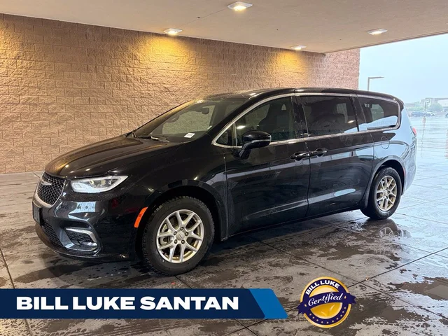 2025 Chrysler Pacifica Select