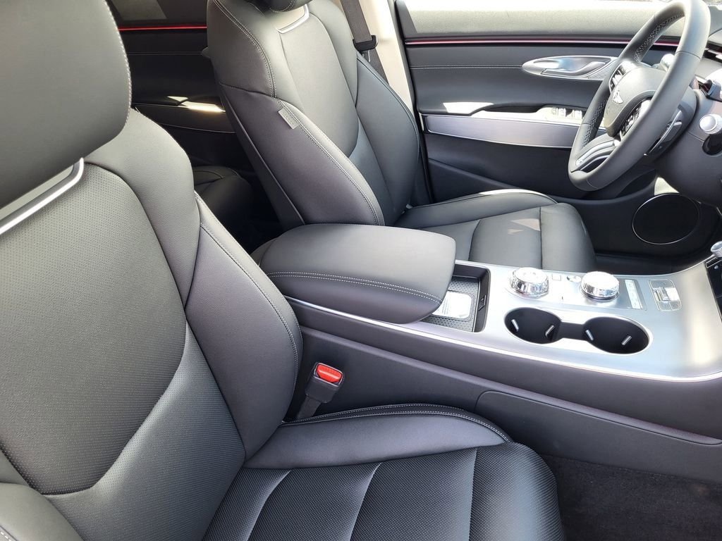 New 2026 Silver Genesis 2.5T SELECT image 13
