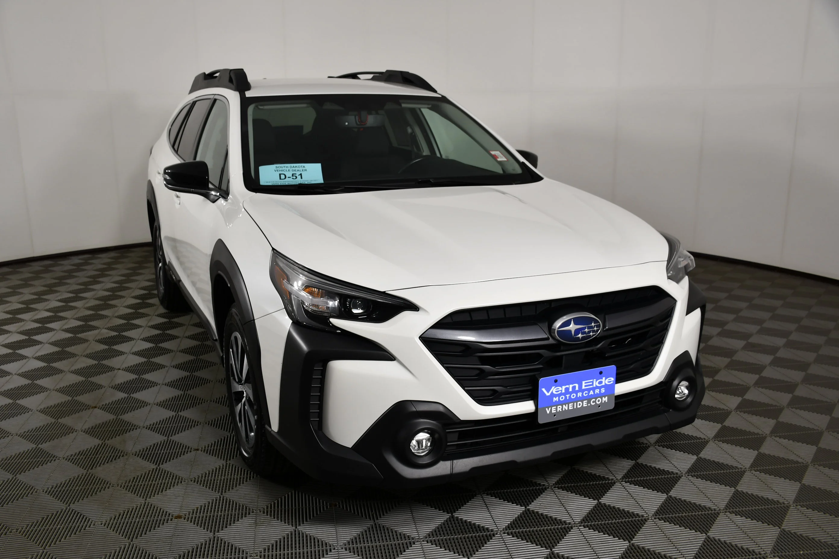 Used 2024 Crystal White Pearl Subaru Premium image 3