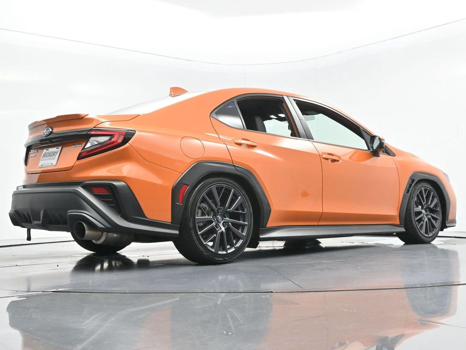 Used 2022 Solar Orange Pearl Subaru Limited image 46