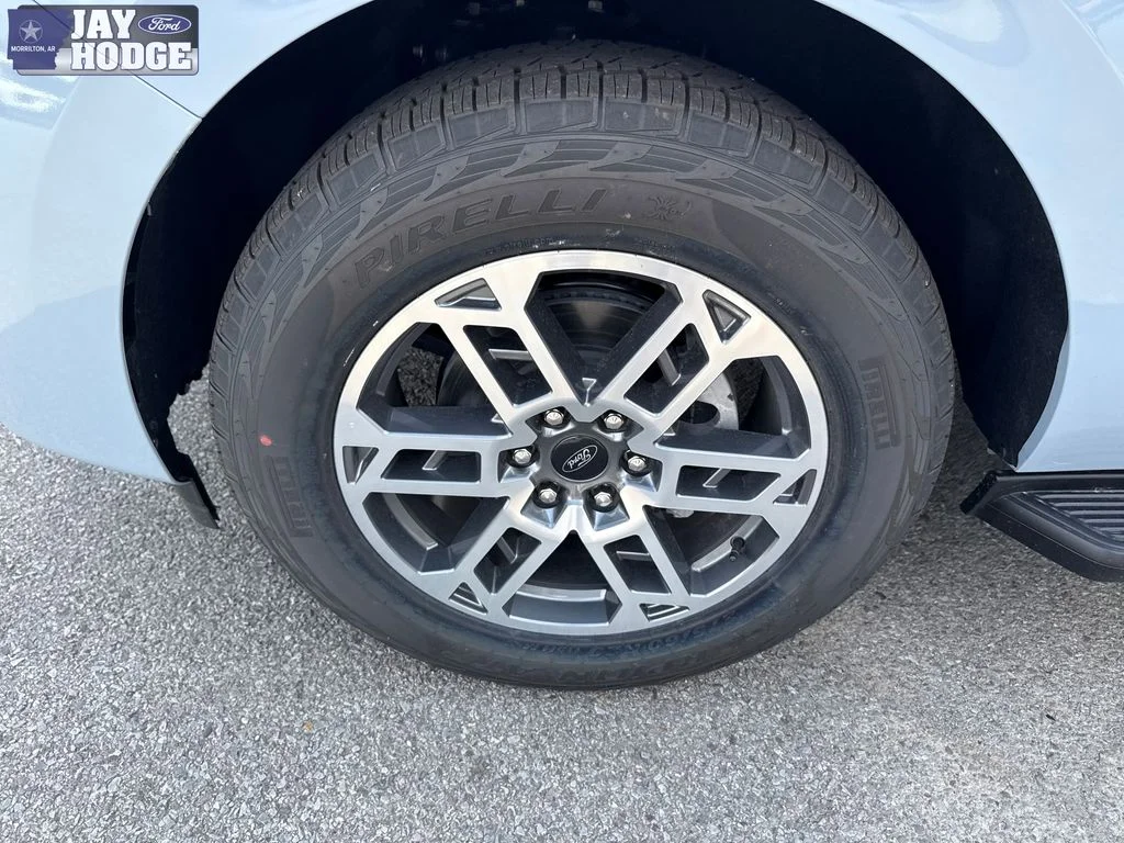 New 2026 Glacier Gray Metallic Tri-Coat Ford Active image 28