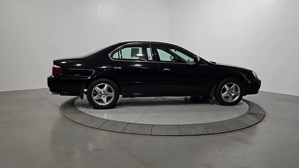 Used 2003 Gray Acura 3.2 image 6