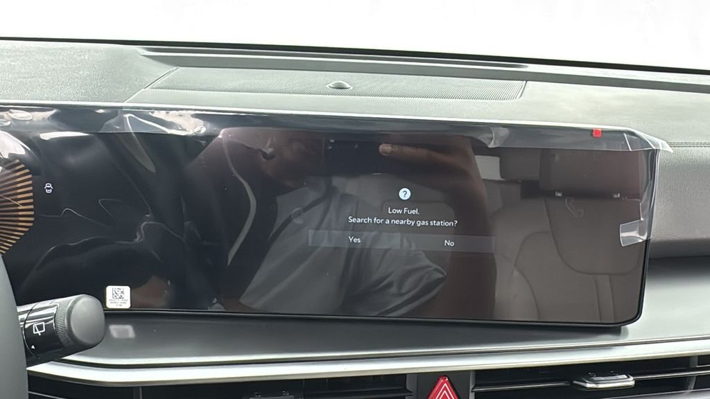 2025 Kia Sorento S - Photo 24