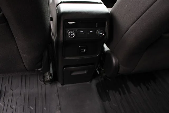 Used 2017 Red GMC SLE-2 image 24