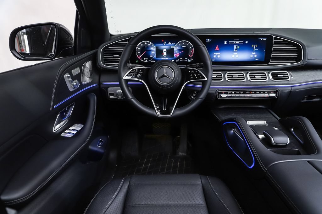 New 2026 Black Mercedes-Benz GLE 450 image 31