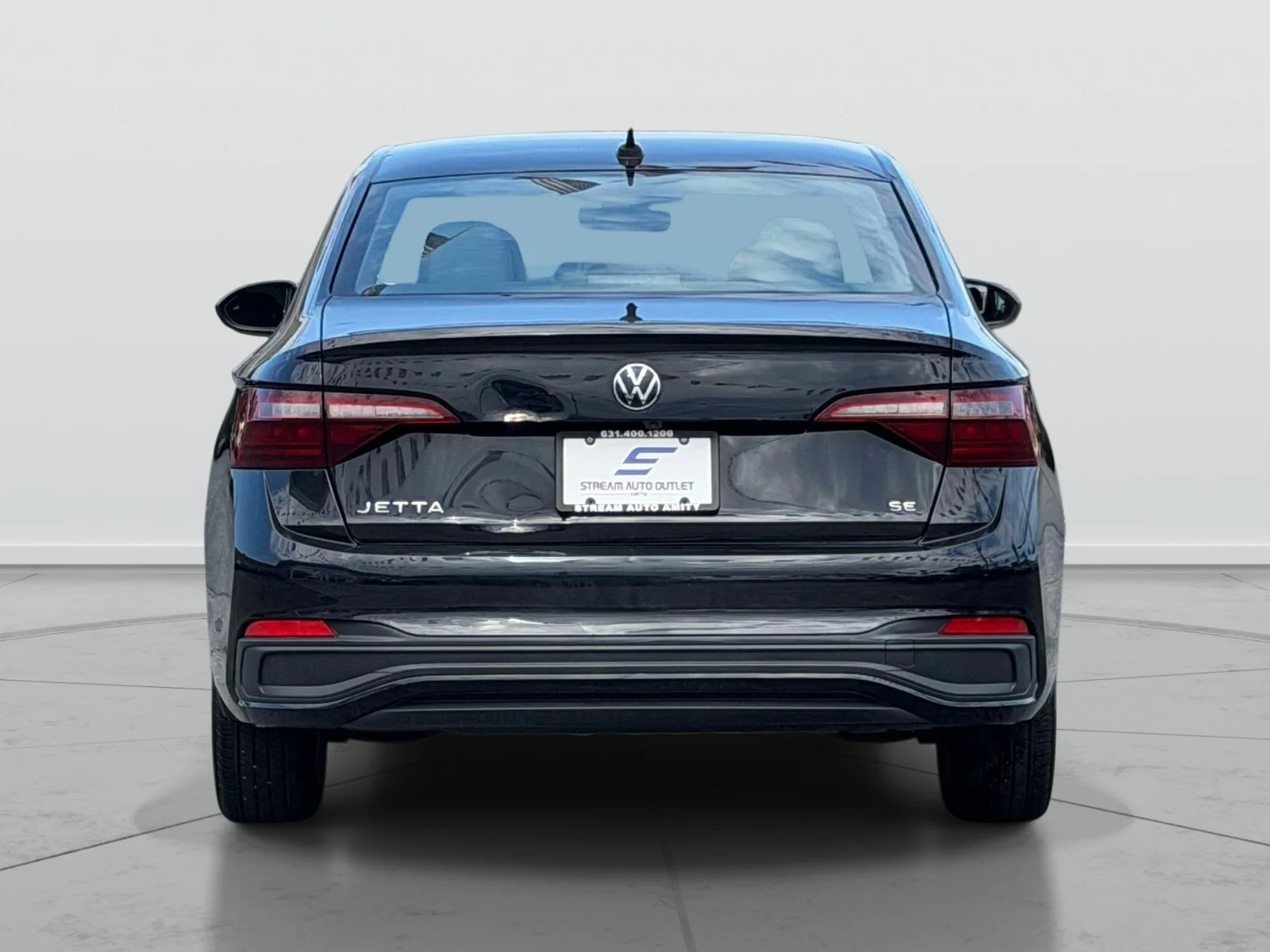 Used 2024 Black Volkswagen 1.5T SE image 5