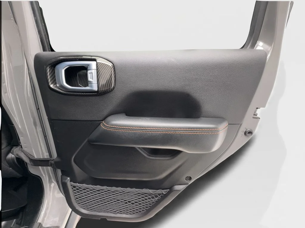 Used 2021 Gray Jeep Mojave image 28