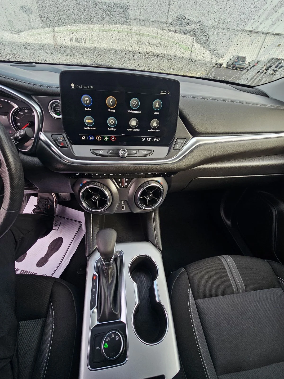 2025 Chevrolet Blazer 2LT - Photo 10