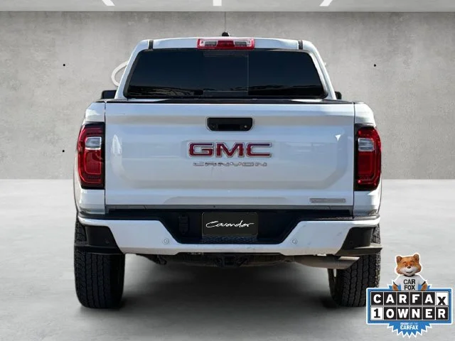 Used 2025 White GMC Elevation image 15