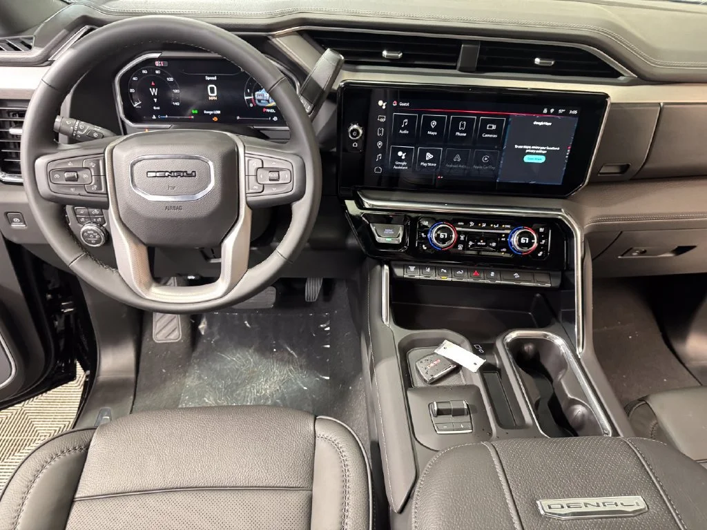 2026 GMC Sierra 3500HD Denali - Photo 14