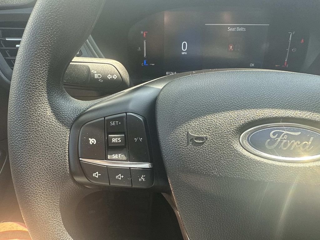 Used 2025 Silver Ford Active image 29