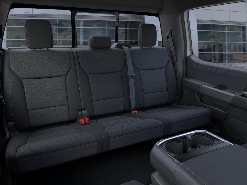 New 2026 Oxford White Ford XLT image 11