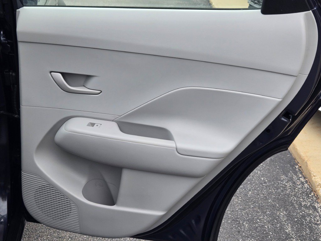 Certified Used 2024 Denim Blue Pearl Hyundai SE image 7