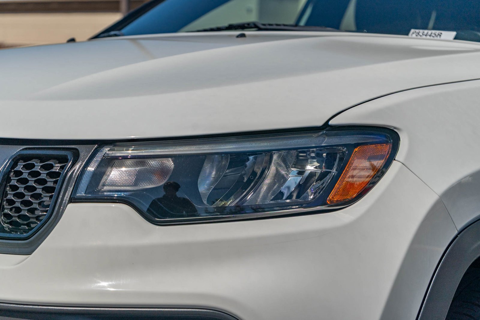 Used 2023 Bright White Clearcoat Jeep Latitude image 13
