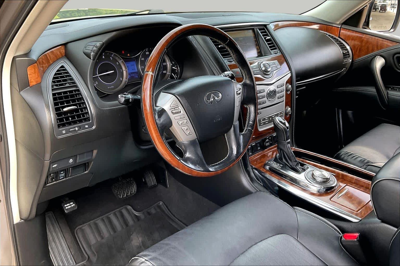 Used 2019 Smoky Quartz INFINITI LUXE image 17