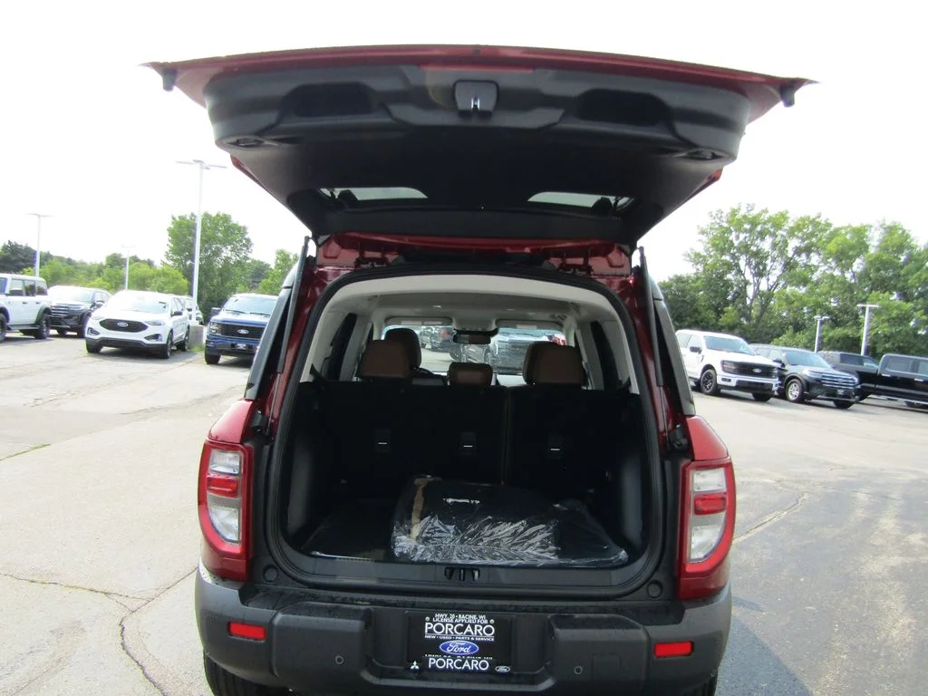 New 2026 Ruby Red Metallic Tinted Clearcoat Ford Outer Banks® image 31
