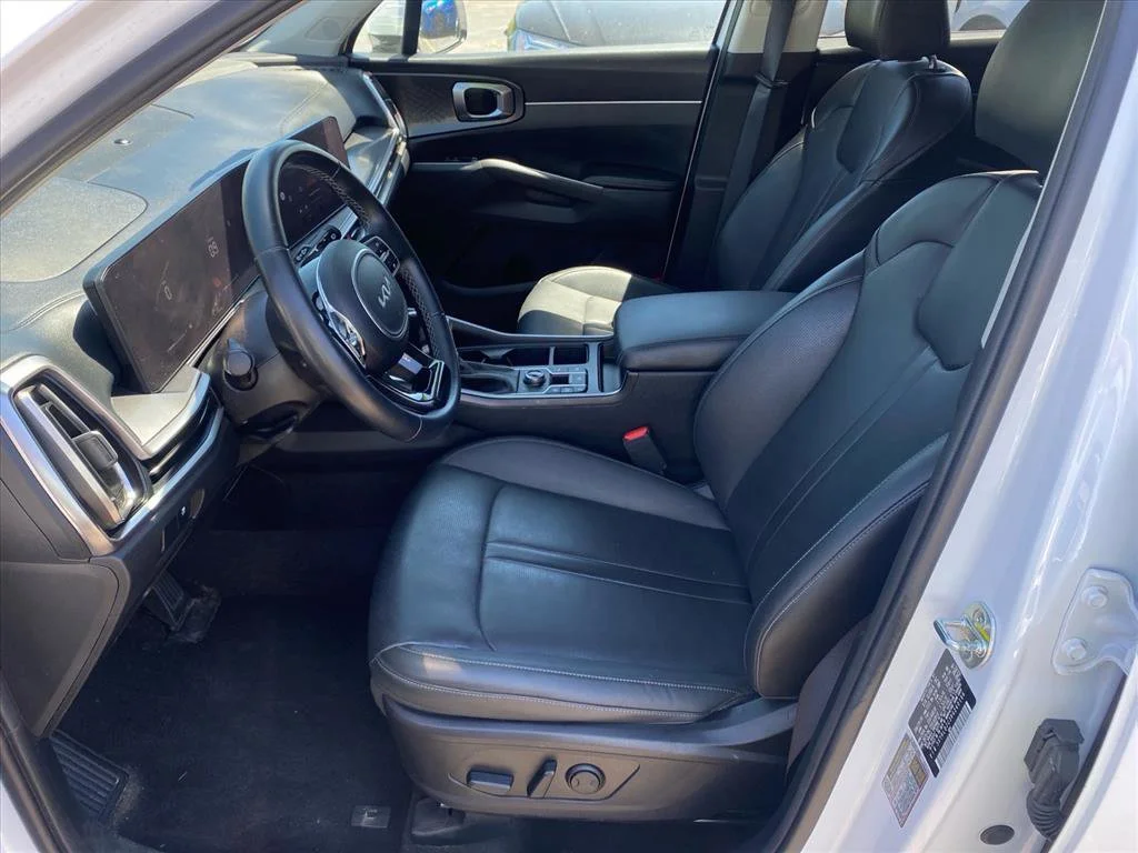 Used 2024 Glacial White Pearl Kia S image 10