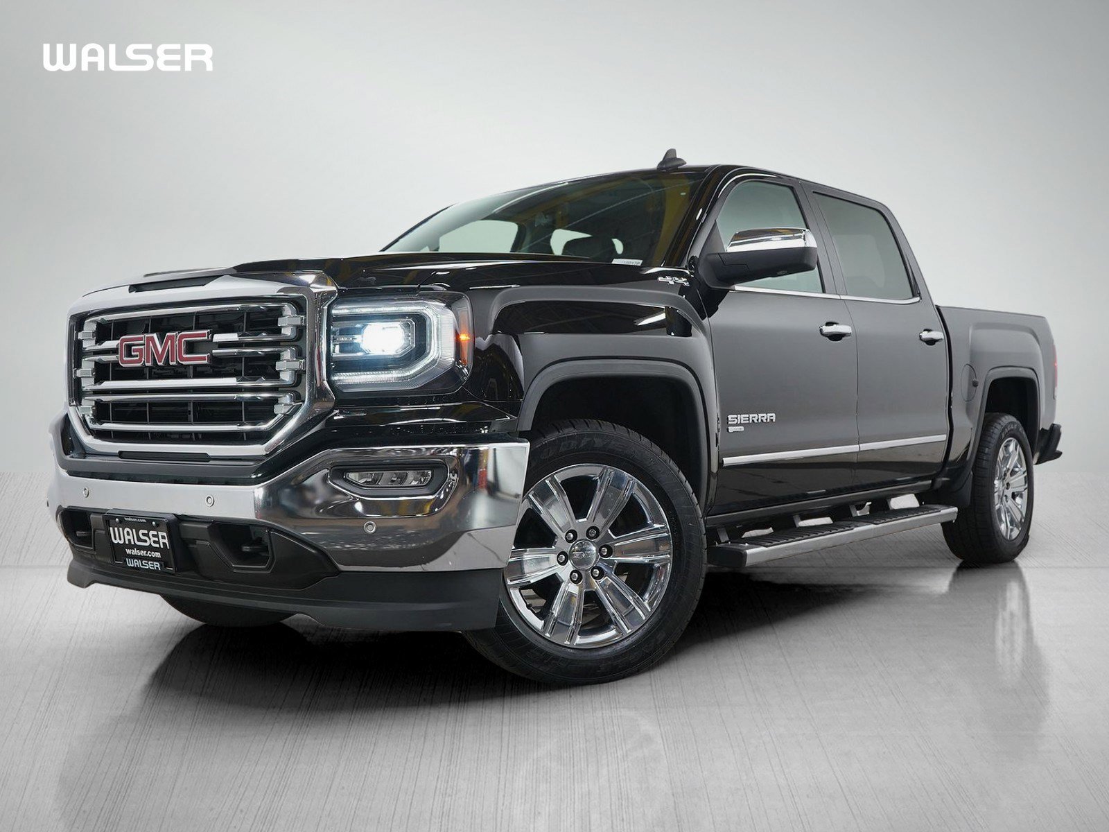 2018 GMC Sierra 4WD Crew Cab Short Box SLT's photo