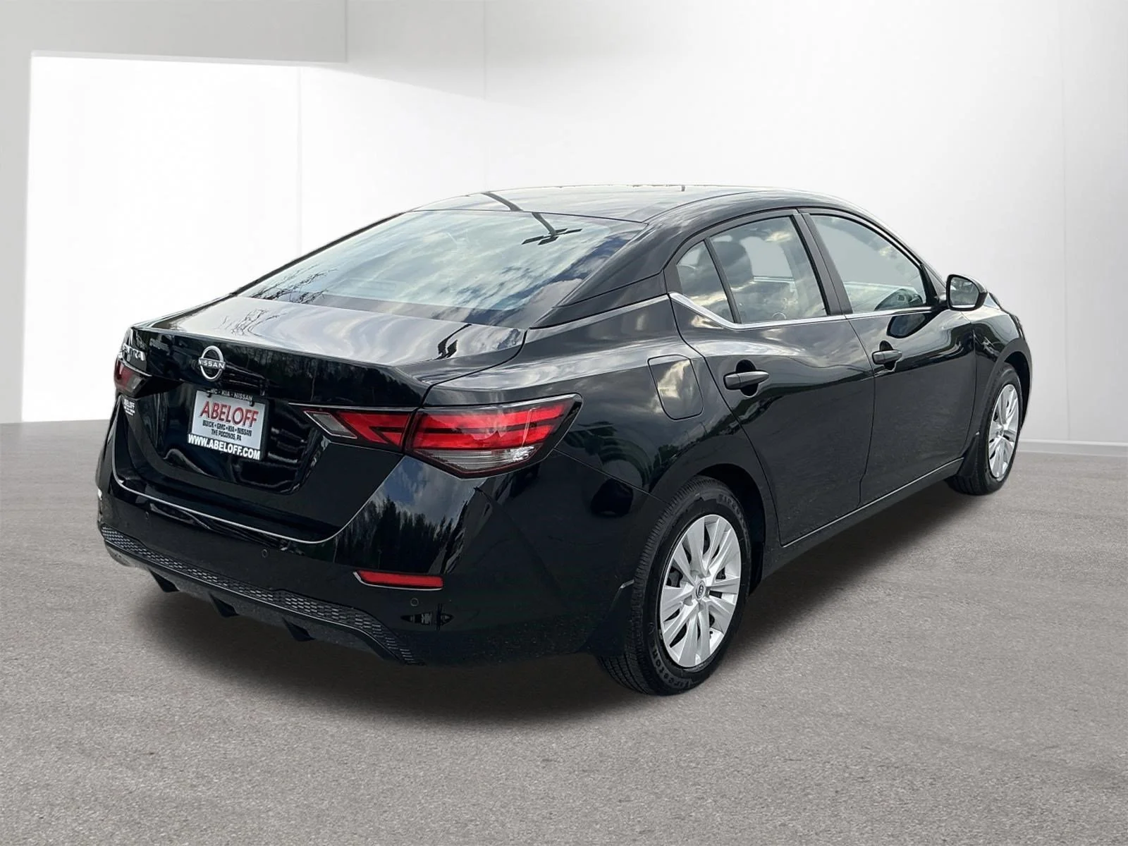 Used 2025 Super Black Nissan  image 3