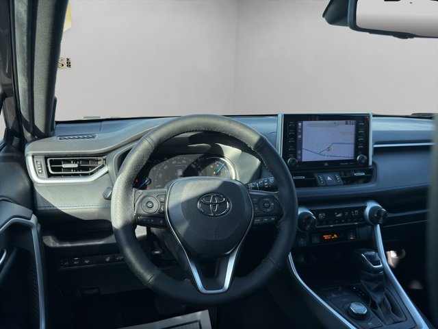 Used 2021 Gray Toyota Hybrid XSE image 27