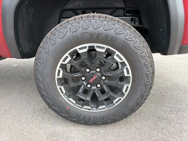 2026 GMC Canyon AT4 - Photo 26