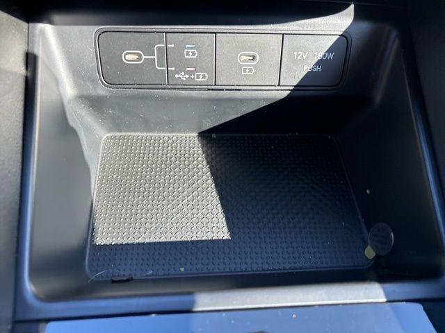 New 2026 Atlantis Blue Hyundai SE image 59
