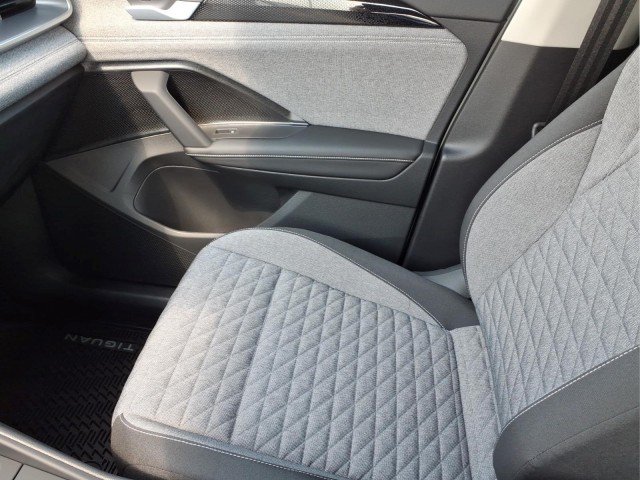 New 2026 Pure White Volkswagen S 4Motion image 14