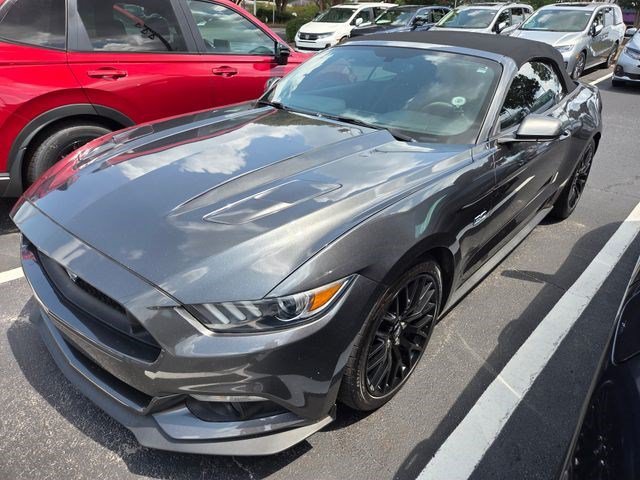 Used 2016 Magnetic Metallic Ford GT Premium image 5