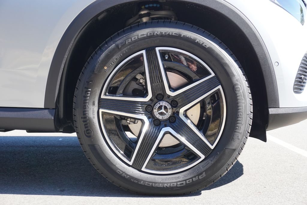 Used 2026 Cirrus Silver Metallic Mercedes-Benz GLC 300 image 18