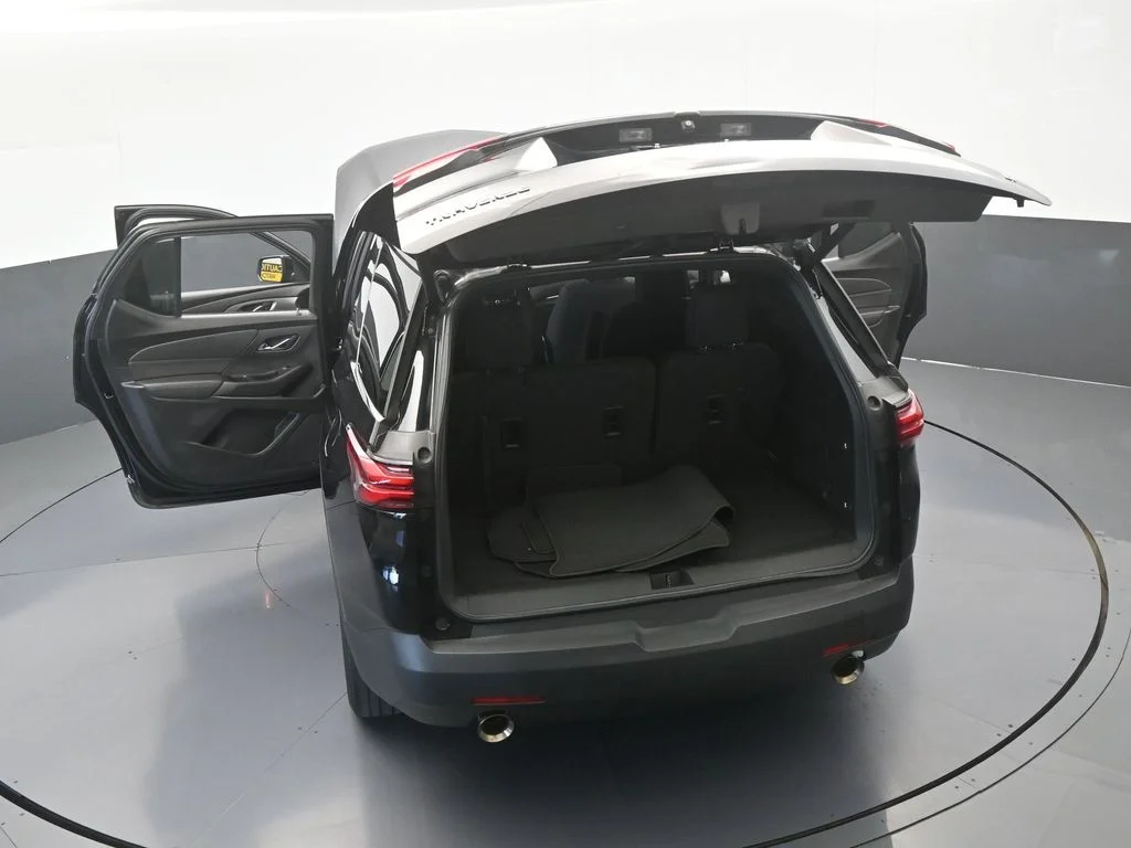Used 2023 Mosaic Black Metallic Chevrolet LT image 58