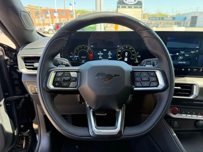 2025 Ford Mustang GT Premium Convertible - Photo 22