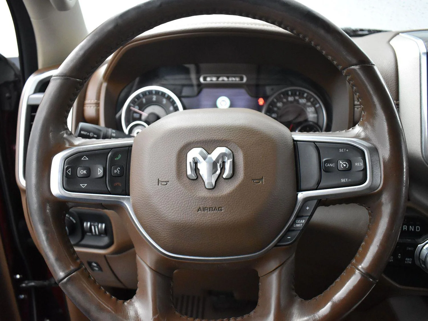 Used 2020 Delmonico Red Pearlcoat Ram Laramie image 16