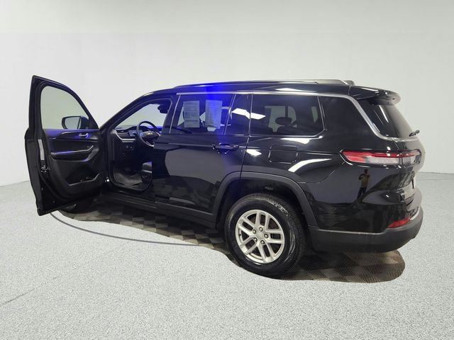 Used 2025 Black Jeep Laredo image 16