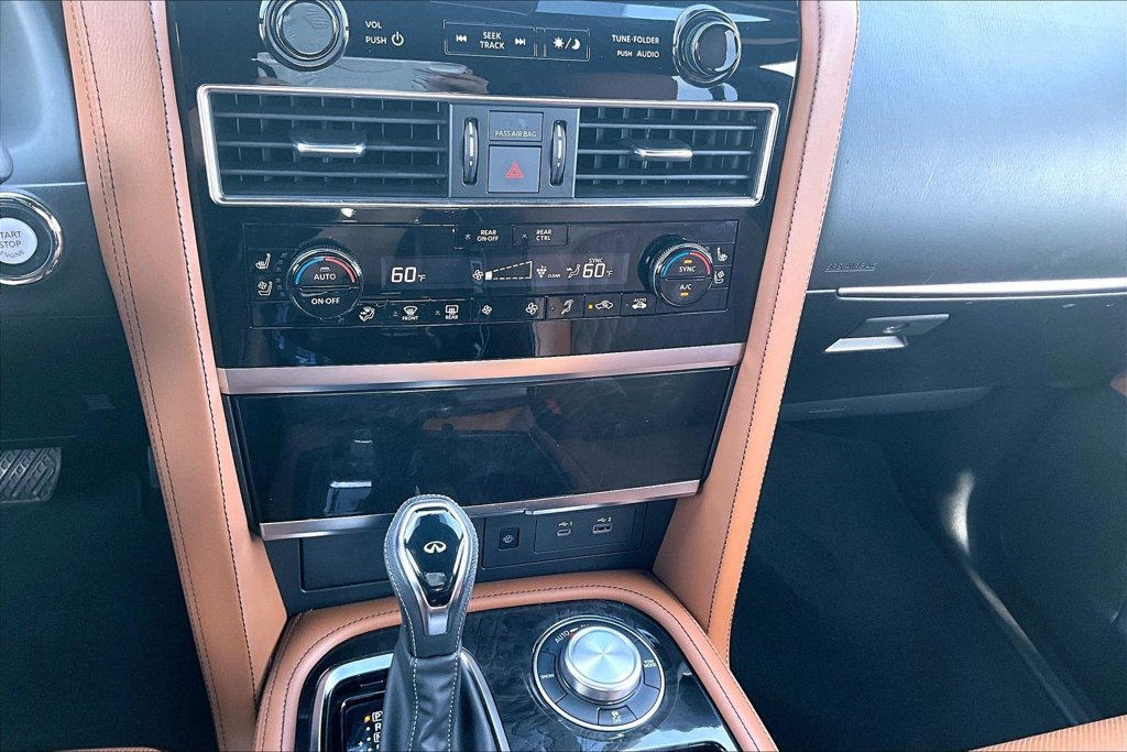 Used 2024 Beige INFINITI Sensory image 23