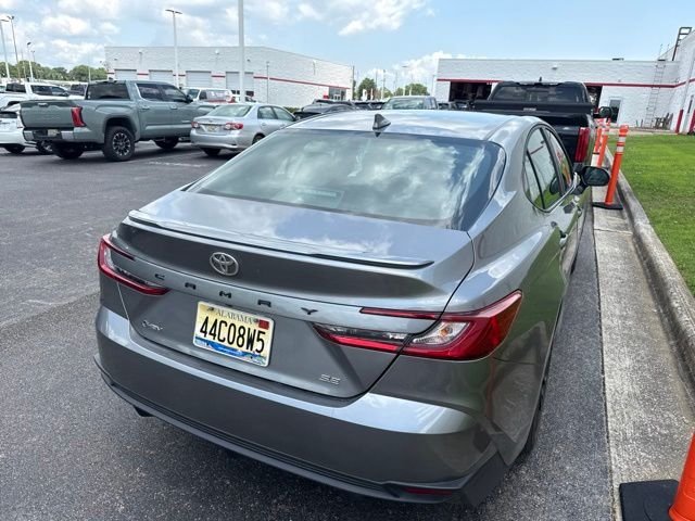 Used 2025  Toyota SE image 7