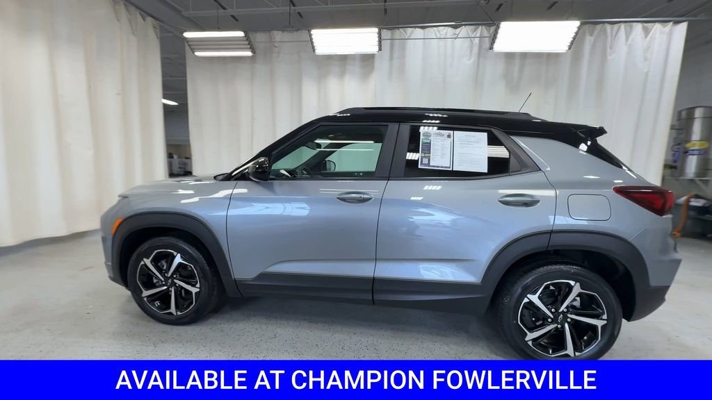 Used 2023 Sterling Gray Metallic Chevrolet RS image 5