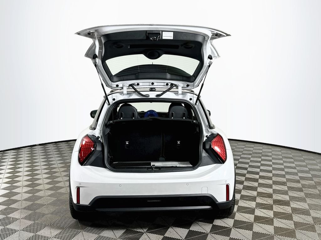 Certified Used 2026 White Metallic MINI Base image 28