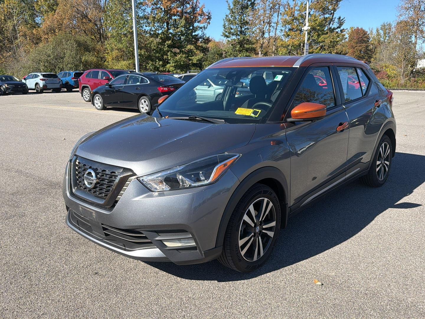 Used 2020 Gun Metallic/Monarch Orange Nissan SR image 7