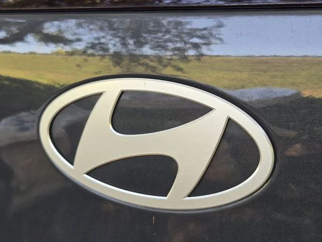 Used 2024 Gray Hyundai SEL image 11