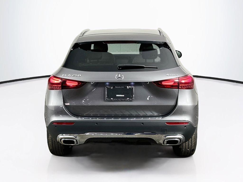New 2026 Mountain Grey Metallic Mercedes-Benz GLA 250 image 5