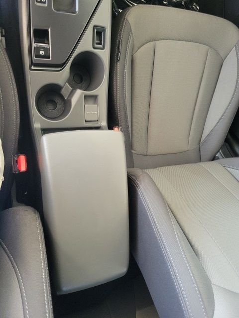 Used 2025 Silver Subaru Base image 20