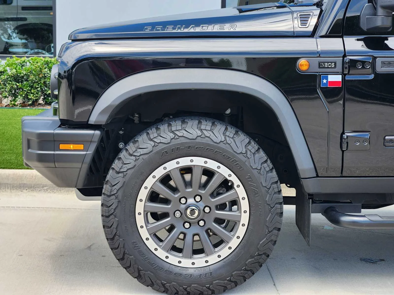 Used 2025 Inky Black INEOS Fieldmaster Edition image 9
